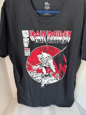 Iron Maiden 'The Trooper' Graphic Tee - Black/Red